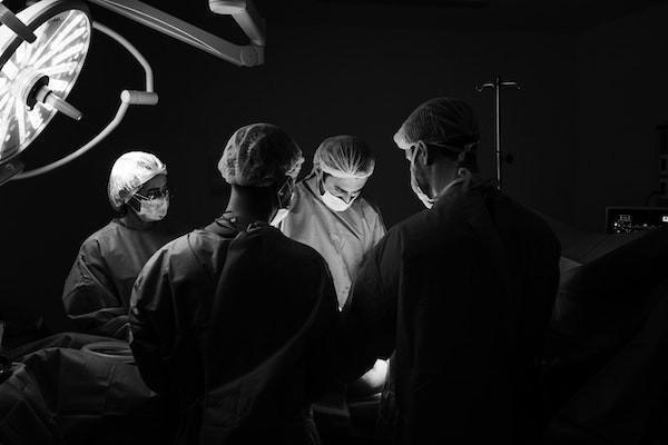 阑尾炎手术百万医疗报不报？怎么报销？