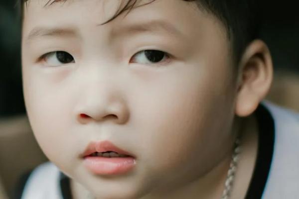 平安护身符退保怎么退，能回多少钱