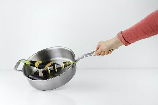 保险只买重疾和意外