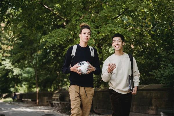 重疾险怎么退，豁免保费后可以退保费吗