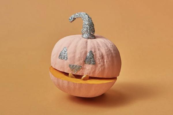 旅游意外保险由谁支付 旅游意外保险由谁支付